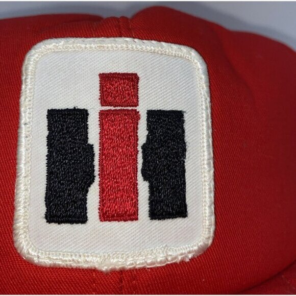 Vintage IH International Harvester Patch Logo Trucker Hat Cap SnapBack Red - Picture 2 of 11